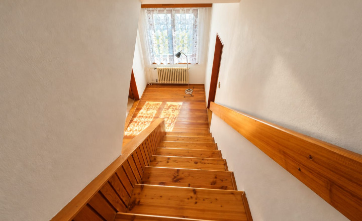 PREDAJ - Výnimočný rodinný dom s terasou a pozemkom 653 m2 - MICHALOVCE - fotografia 16