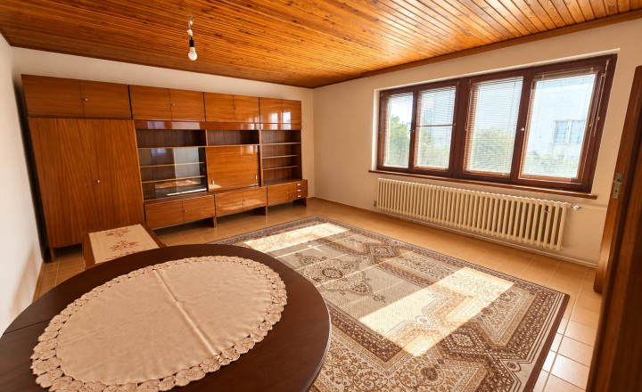 PREDAJ - Výnimočný rodinný dom s terasou a pozemkom 653 m2 - MICHALOVCE - fotografia 15