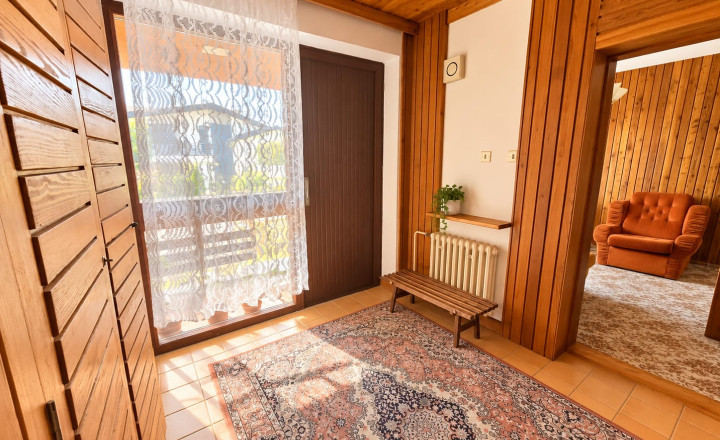 PREDAJ - Výnimočný rodinný dom s terasou a pozemkom 653 m2 - MICHALOVCE - fotografia 6
