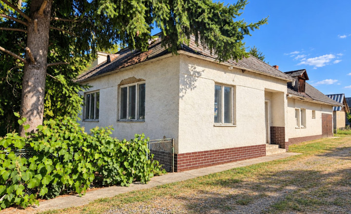 PREDAJ - Pozemok 650m2 so starším rodinným domom - SUCHÉ okr.Michalovce - fotografia 3