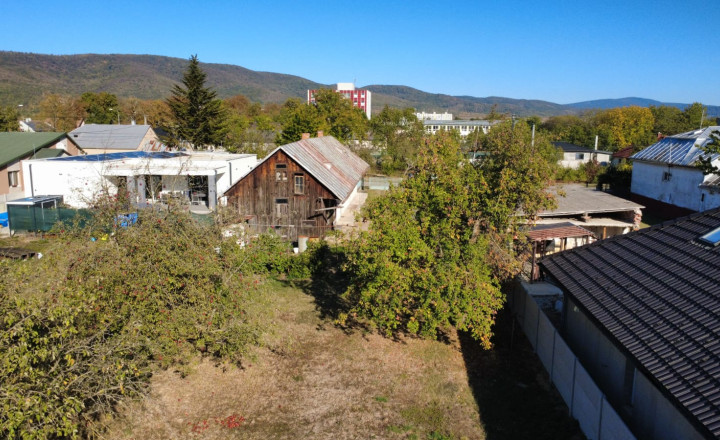 PREDAJ - Stavebný pozemok 1692m2 - STRÁŽSKE okr. Michalovce - fotografia 7