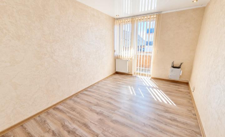 PREDAJ - Luxusný 6 izbový rodinný dom - MICHALOVCE - fotografia 18