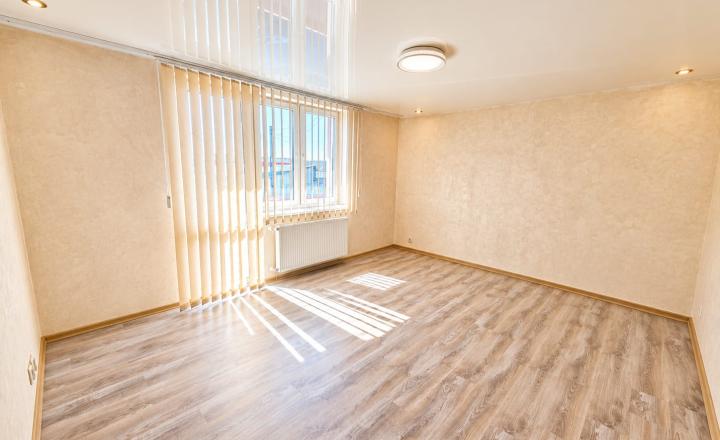 PREDAJ - Luxusný 6 izbový rodinný dom - MICHALOVCE - fotografia 17