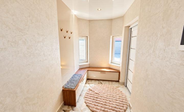 PREDAJ - Luxusný 6 izbový rodinný dom - MICHALOVCE - fotografia 4