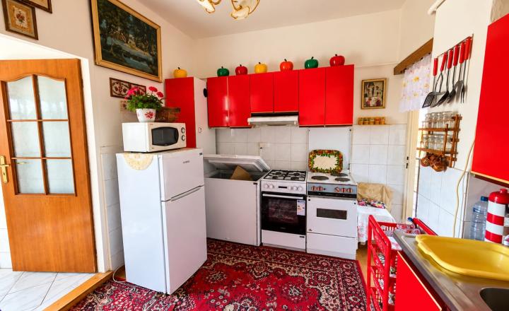 PREDAJ - Rodinný dom so 4 samostatnými bytovými jednotkami - PREŠOV - fotografia 12