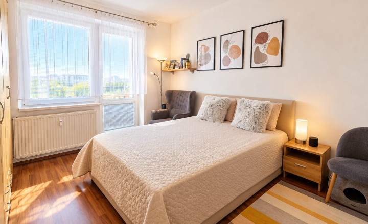 PREDAJ - Klimatizovaný 2 izbový byt s balkónom - MICHALOVCE - fotografia 3