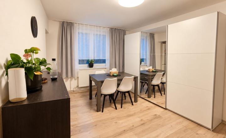 PREDAJ  - 3 izbový byt s vlastnou garážou ako bonus - POZDIŠOVCE  okr.Michalovce - fotografia 3
