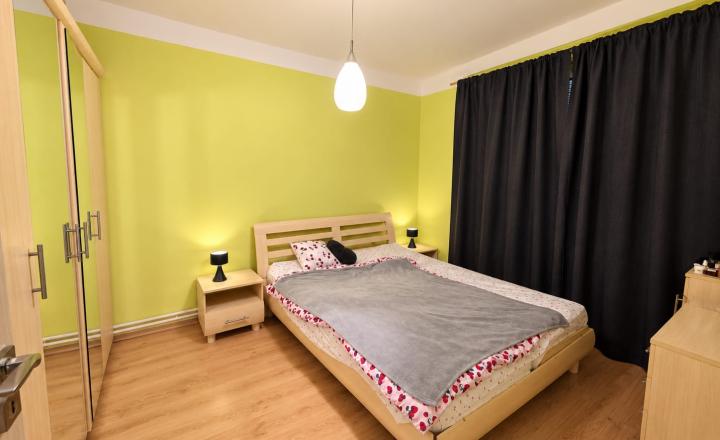 PREDAJ  - 3 izbový byt s vlastnou garážou ako bonus - POZDIŠOVCE  okr.Michalovce - fotografia 7