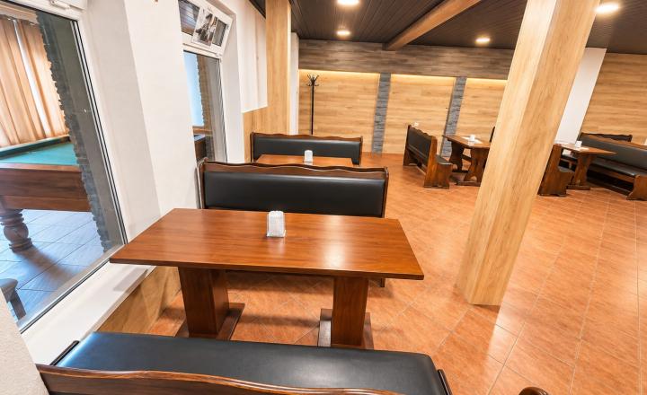 PRENÁJOM - Bar s vonkajšou terasou - MICHALOVCE - fotografia 3