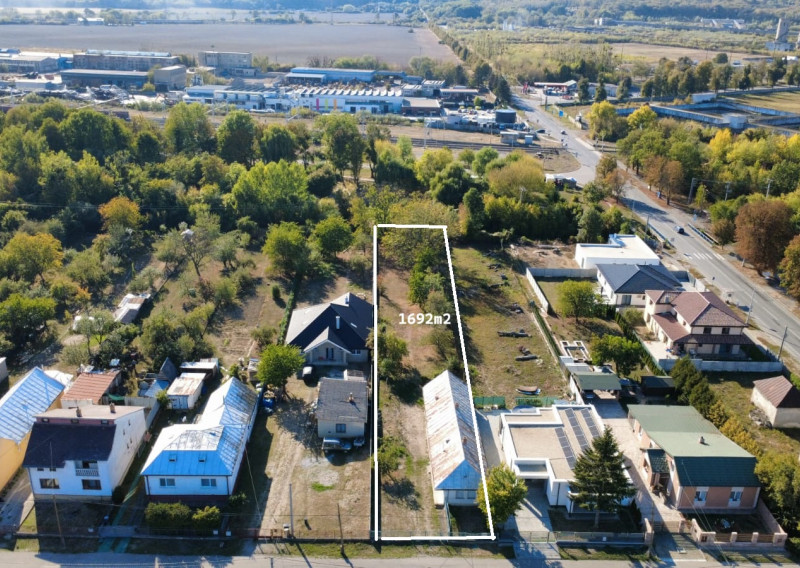 PREDAJ - Stavebný pozemok 1692m2 - STRÁŽSKE okr. Michalovce