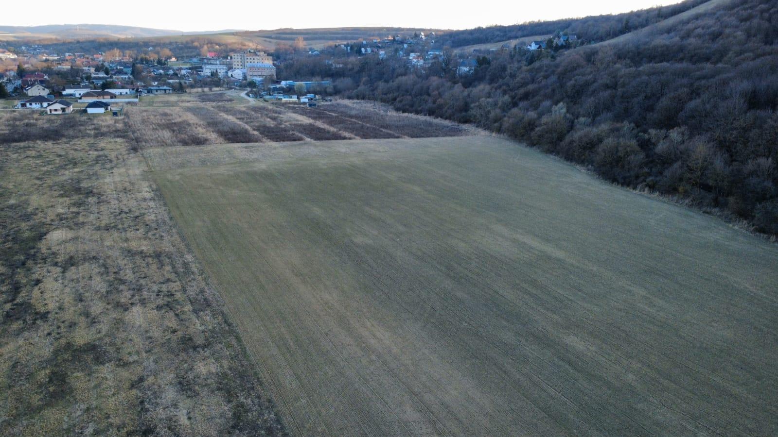 PREDAJ – Investičný pozemok o rozlohe 2768 m2- VEĽKÝ ŠARIŠ časť BARATOKY