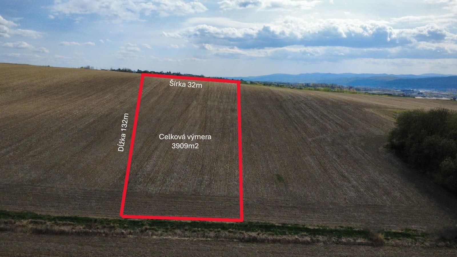 PREDAJ - Investičný pozemok o rozlohe 3909m2 - ĽUBOTICE