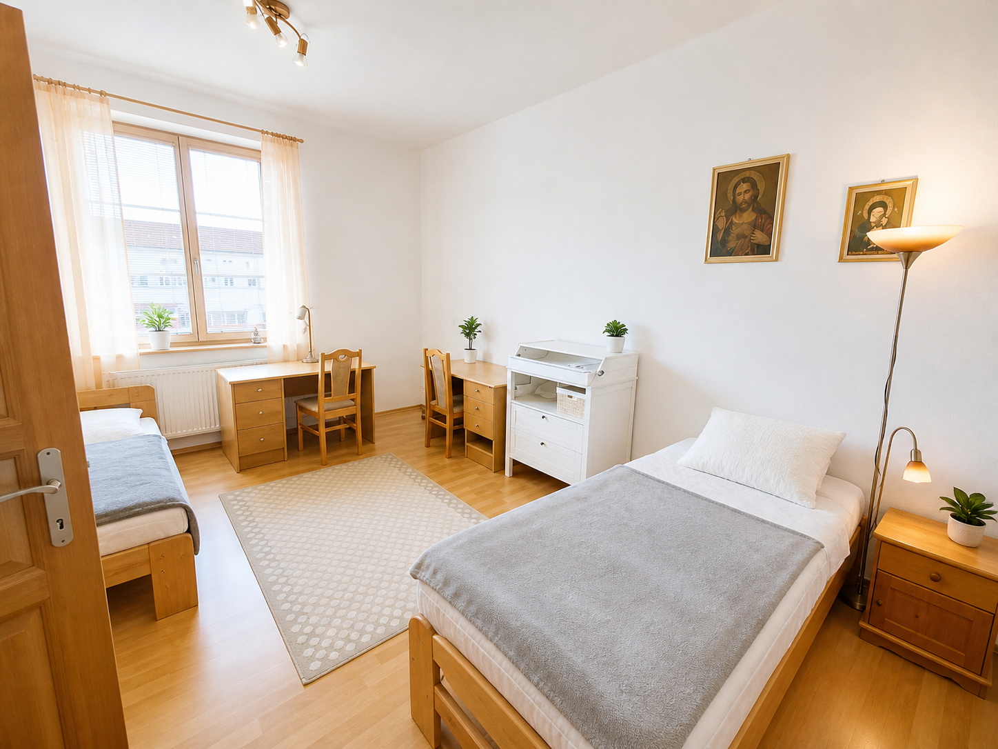 PRENÁJOM -  2 izbový byt kompletne zariadený - PREŠOV