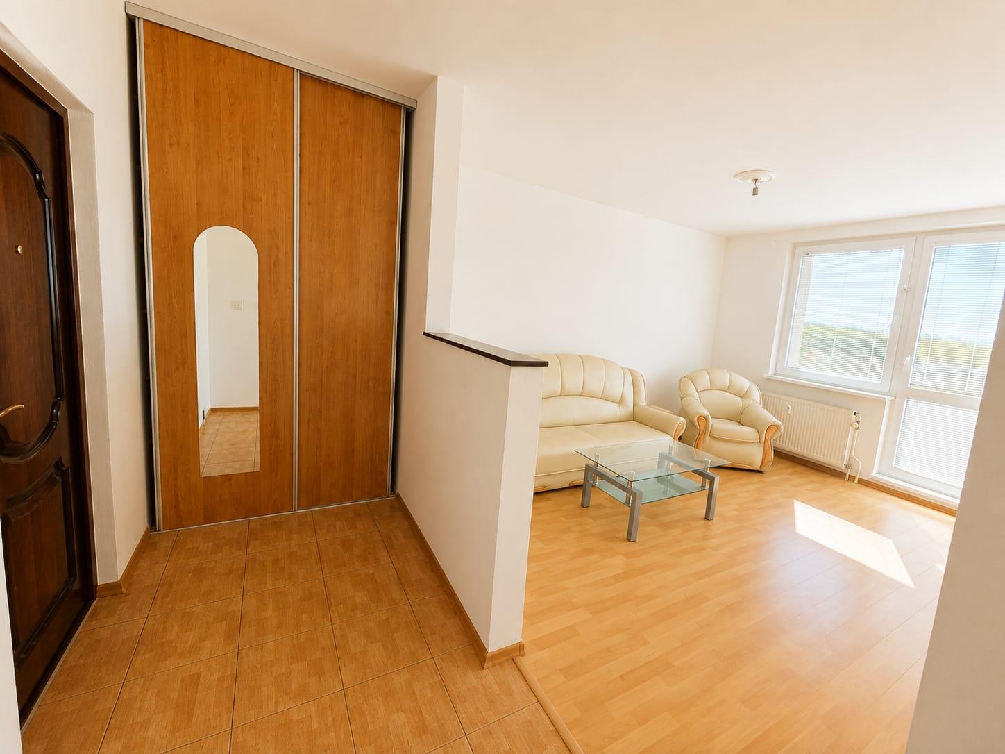 PREDAJ - 2 izbový byt s balkónom - MICHALOVCE - Nad Laborcom