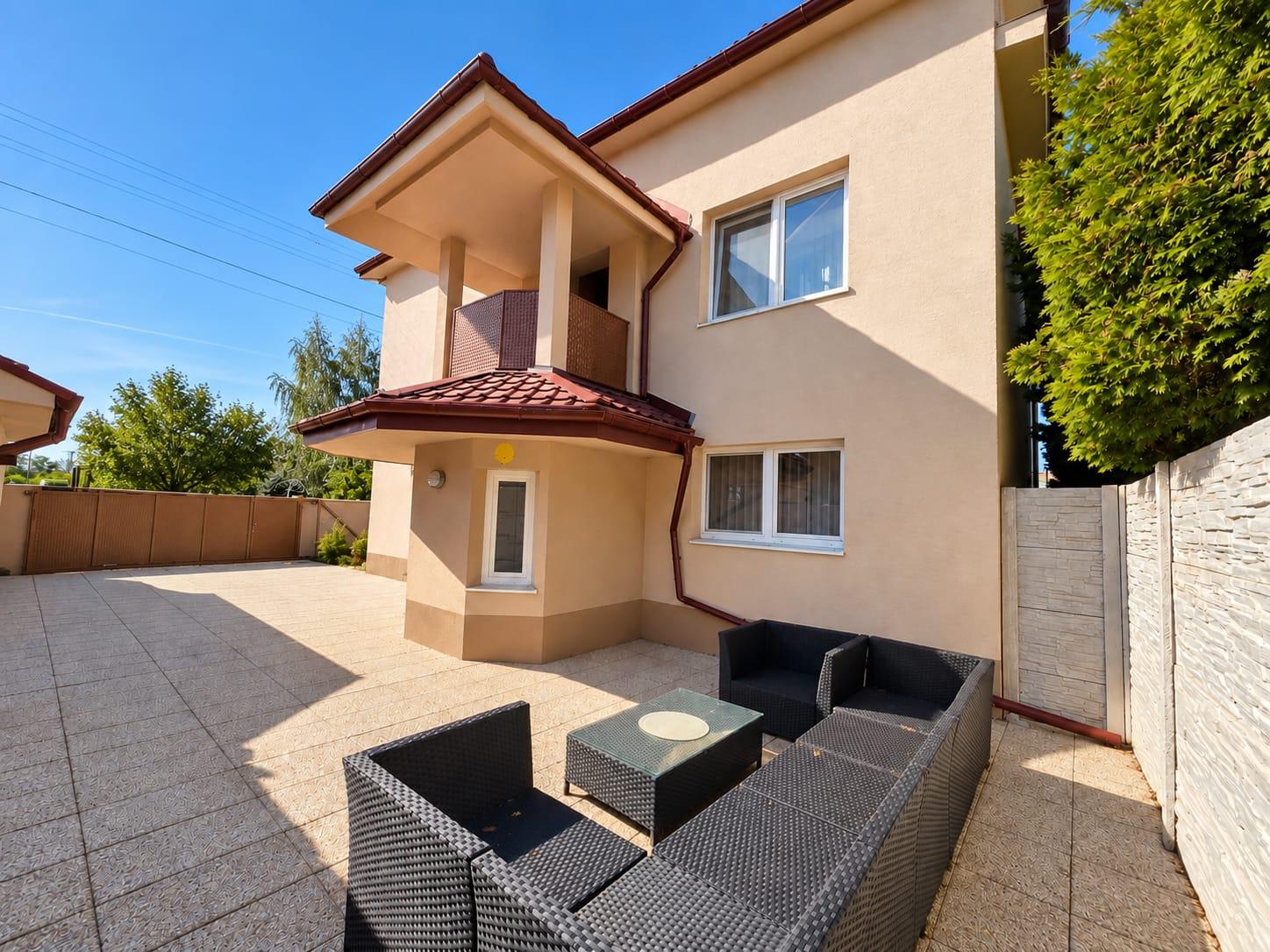 PREDAJ - Luxusný 6 izbový rodinný dom - MICHALOVCE